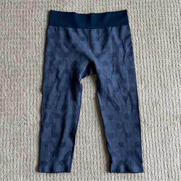 oiselle Blue Honeycomb Crop Leggings Size S - Picture 2 of 5